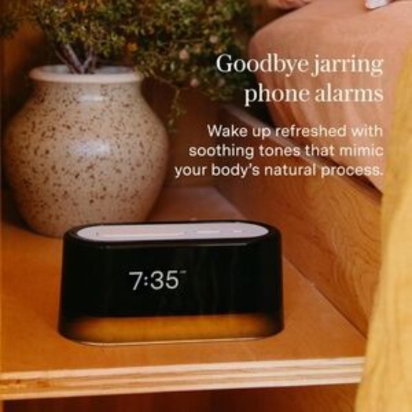 LOFTIE Smart Alarm Clock - Picture 8 of 9